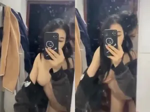 Gái xinh vú đẹp địt nhau ny cho thằng bạn thân xxx trong toilet